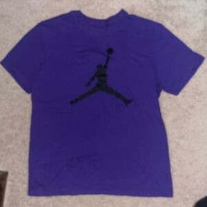Used Men’s Medium Purple Air Jordan Logo T-shirt
